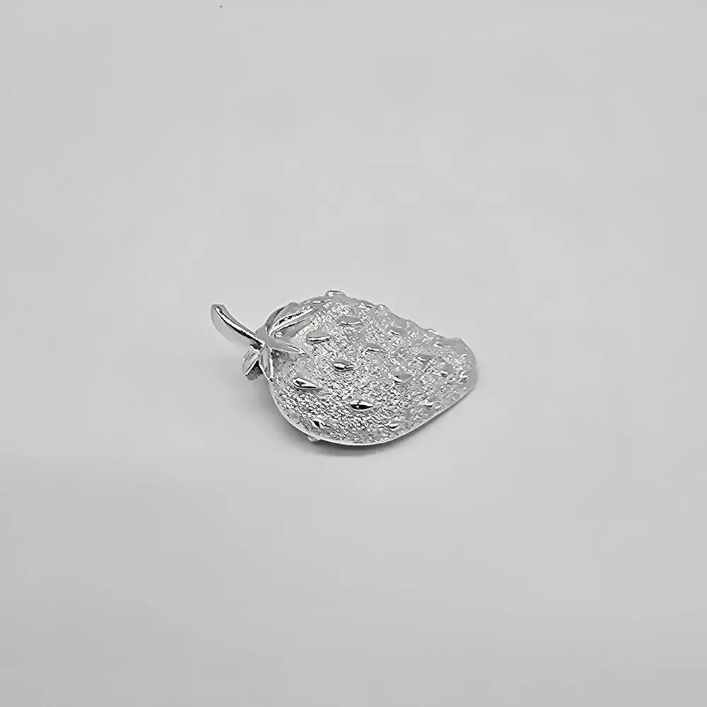 Vintage Sarah Coventry Textured Strawberry Brooch Pin Silver Tone Costume Estate